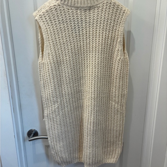 NWT Cloud 10 Cream Cable Knit sleeveless Turtleneck tunic Sweater dress - M - Picture 2 of 7
